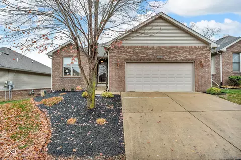 462 Glenview Dr, Greencastle, IN 46135