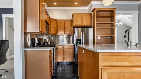 Kitchen - 108 E 9th St, Indianapolis, IN 46204 photo 4 of 6