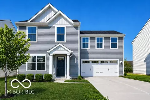 3193 E Maygrove Dr, Danville, IN 46122