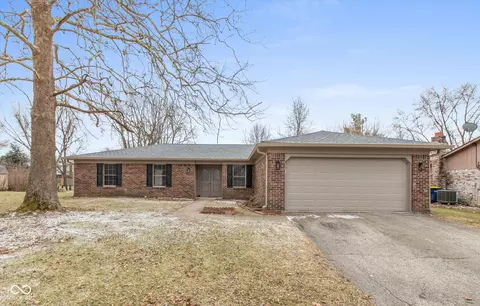 707 Daffon Dr, Indianapolis, IN 46227