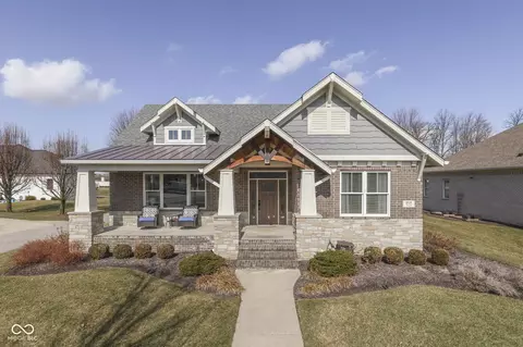 4628 Walnut Ct, Bargersville, IN 46106