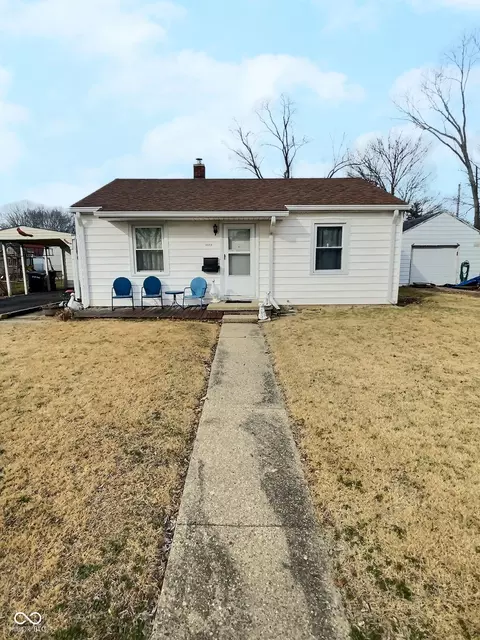 3022 14th St, Columbus, IN 47201