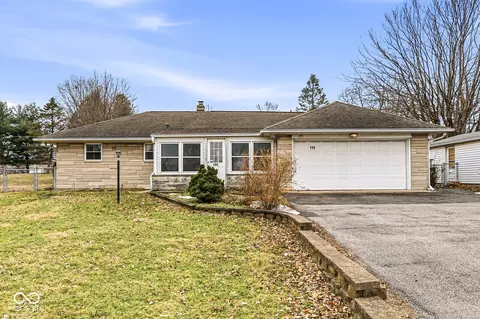 199 W County Line Rd, Greenwood, IN 46142