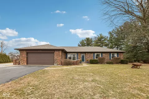 1243 James Dr, Avon, IN 46123