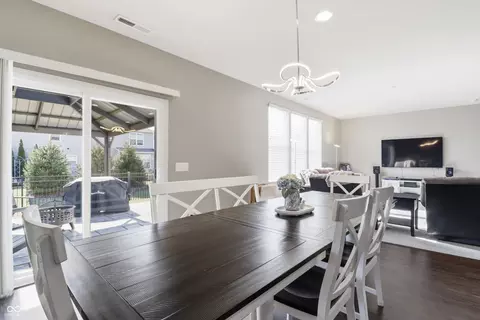 Dining - 5373 Aster Dr, Plainfield, IN 46168 photo 2 of 2