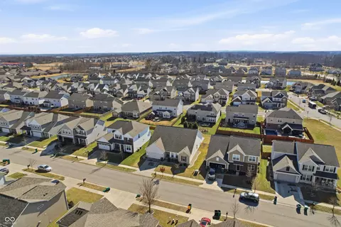 View/Area - 5373 Aster Dr, Plainfield, IN 46168 photo 3 of 4