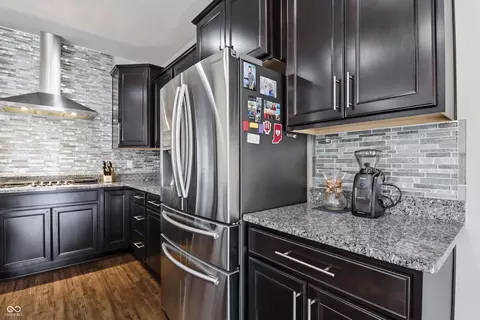 Kitchen - 5373 Aster Dr, Plainfield, IN 46168 photo 7 of 9