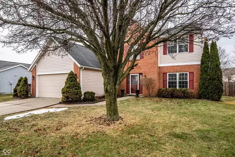 5348 Bogey Dr, Indianapolis, IN 46235