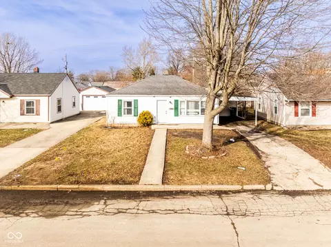 1914 E 24th St, Muncie, IN 47302