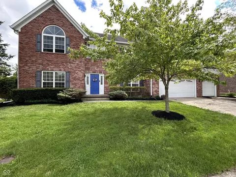 11723 Crab Apple Rd, Indianapolis, IN 46239