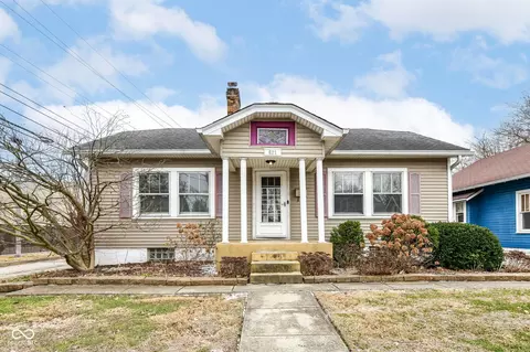 621 Kessler Boulevard East Dr, Indianapolis, IN 46220