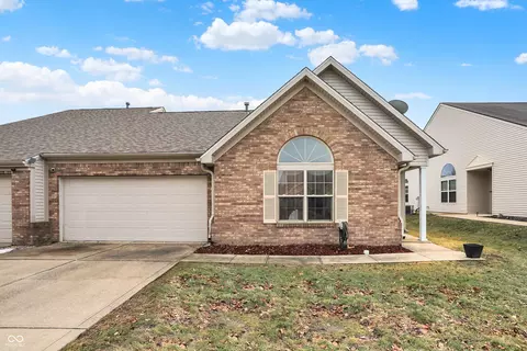 10763 Whippoorwill Ln, Indianapolis, IN 46231