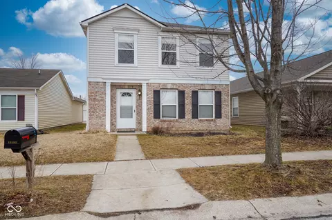 12192 Maize Dr, Noblesville, IN 46060