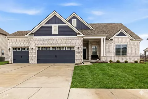 4277 Ironclad Dr, Bargersville, IN 46106