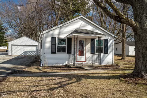509 N Meridian St, Pittsboro, IN 46167