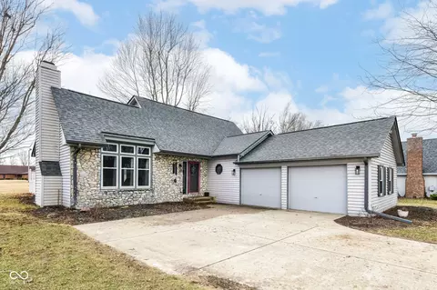 1007 Rolling Barrel Rd, Pendleton, IN 46064