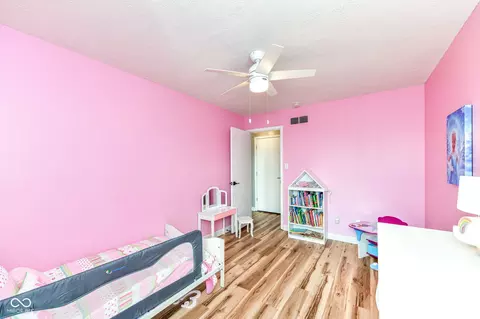 Bedroom - 1007 Rolling Barrel Rd, Pendleton, IN 46064 photo 5 of 7