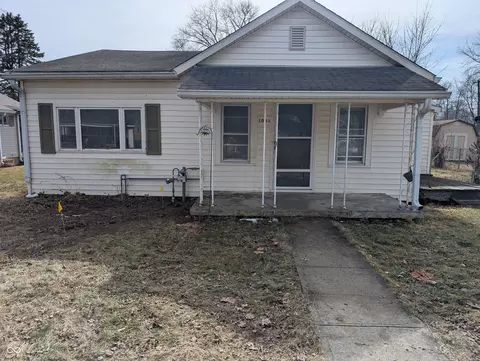 1033 E 3rd St, Greenfield, IN 46140