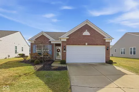 15921 Marsala Dr, Fishers, IN 46037