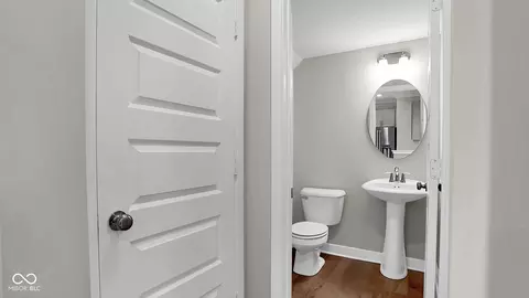 Entry Way - 5895 Farwell Ave, Plainfield, IN 46168 photo 1 of 4