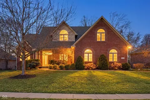 2553 Forest Hills Blvd, Greenwood, IN 46143