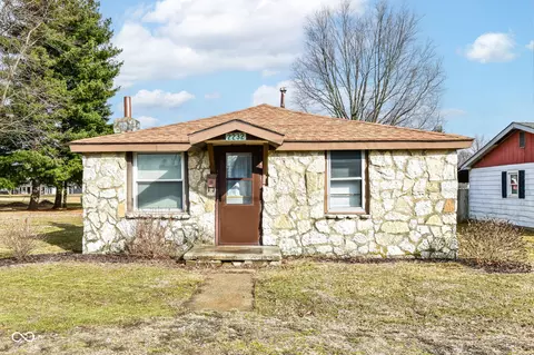 2232 S H St, Elwood, IN 46036