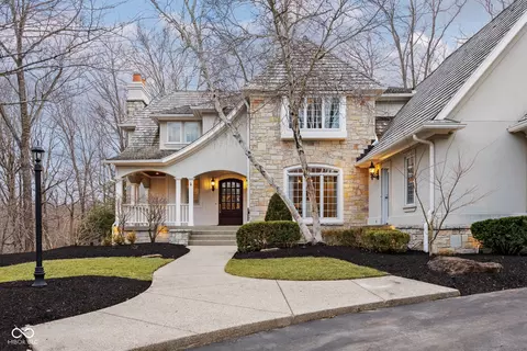4530 Chase Oak Ct, Zionsville, IN 46077