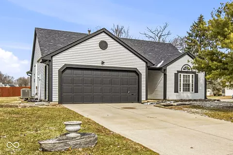 2350 Valley Creek Way, Indianapolis, IN 46229