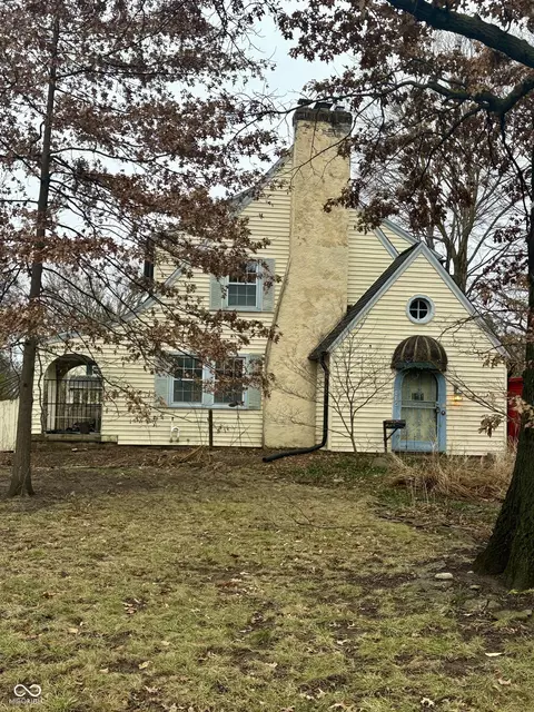 524 Buckingham Dr, Indianapolis, IN 46208