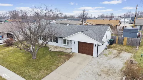197 Briar Hill Dr, Whiteland, IN 46184