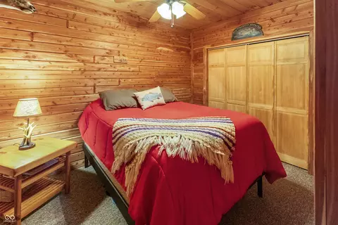 Bedroom - 8814 W Meadows Dr, Eckerty, IN 47116 photo 2 of 2
