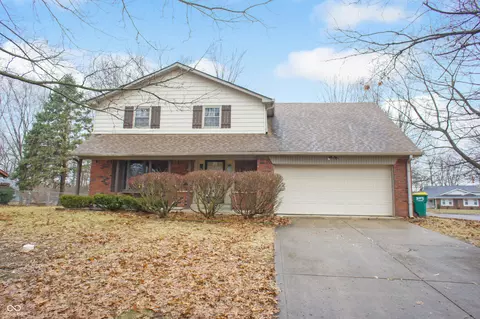 8006 Vineyard Dr, Indianapolis, IN 46260