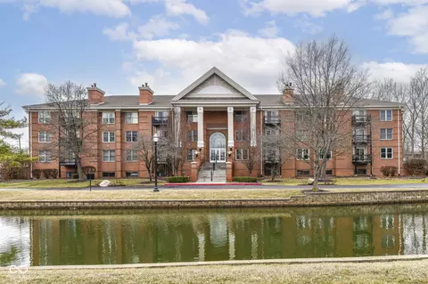 8690 Jaffa Court West Dr #35, Indianapolis, IN 46260