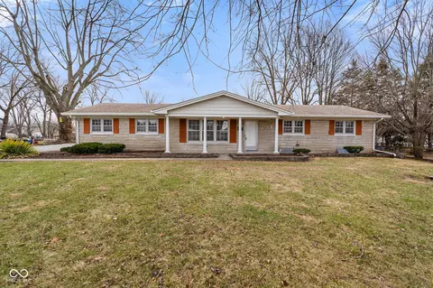 2215 Albany St, Beech Grove, IN 46107