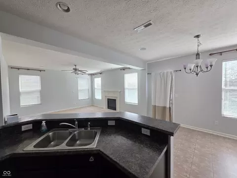 2347 Shadow Ct, Columbus, IN 47201 photo 12