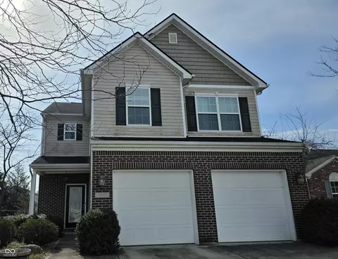 2347 Shadow Ct, Columbus, IN 47201