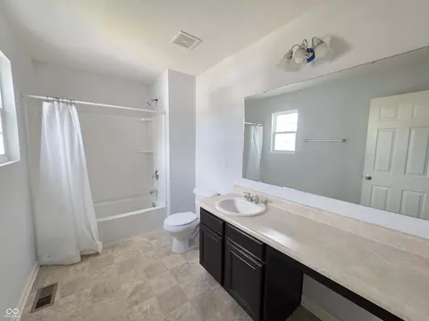 2347 Shadow Ct, Columbus, IN 47201 photo 26