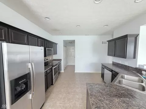 2347 Shadow Ct, Columbus, IN 47201 photo 10