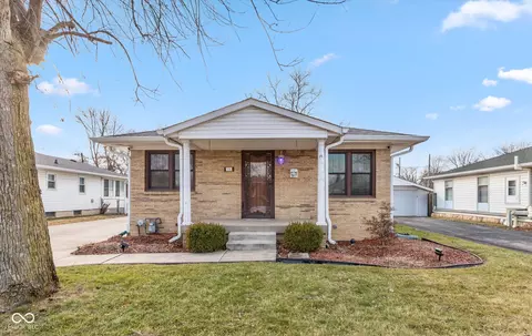 14 Chester Dr, Beech Grove, IN 46107