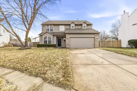 13069 Sinclair Pl, Fishers, IN 46038