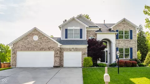 8324 Barstow Dr, Fishers, IN 46038