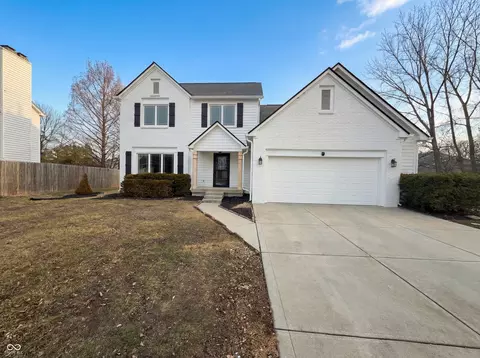12825 Clifford Cir, Carmel, IN 46032