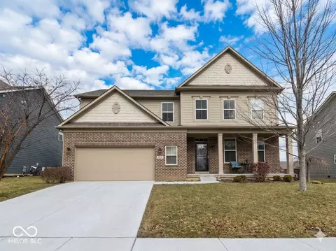 4068 Dovetree Dr, Danville, IN 46122