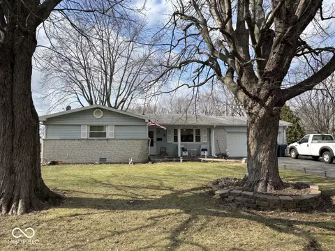 8209 S May St, Daleville, IN 47334