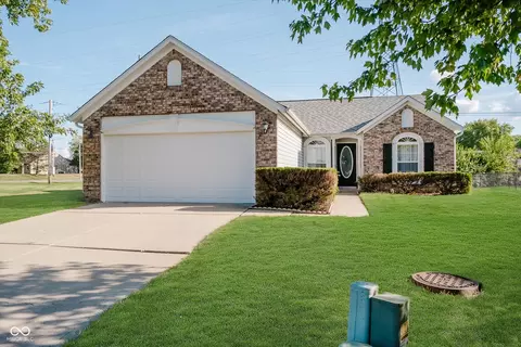 4448 Victory Cir, Indianapolis, IN 46203