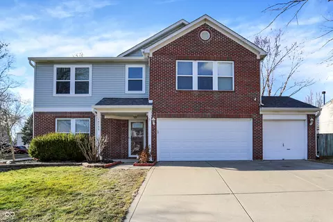 14733 Drayton Dr, Noblesville, IN 46062