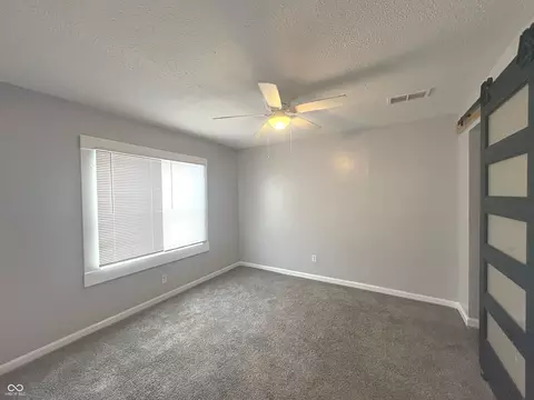 1402 E Willard St, Muncie, IN 47302 photo 5