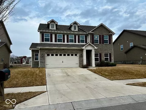 9789 Mystic Sun Ct, Fishers, IN 46040
