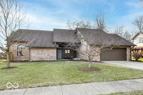636 Hamlet Dr, Avon, IN 46123