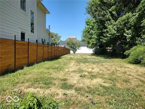 210 N State Ave, Indianapolis, IN 46201